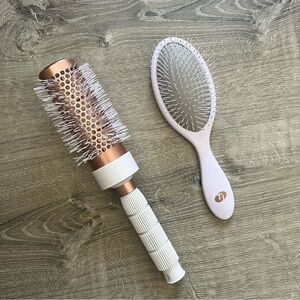 NEW: T3 Volume 2.5 Round Hair Brush & T3 Detangling Brush